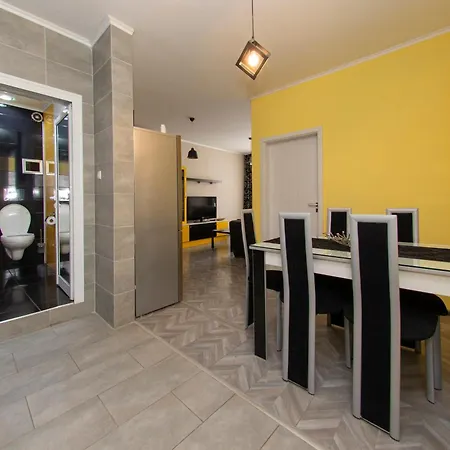 Black And Yellow * София